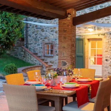 Rapondi, A Stone Farmhouse With Incredible View Villa *