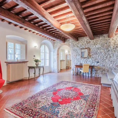 Villa Rapondi, A Stone Farmhouse With Incredible View *