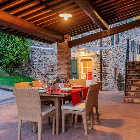 Villa Rapondi, A Stone Farmhouse With Incredible View